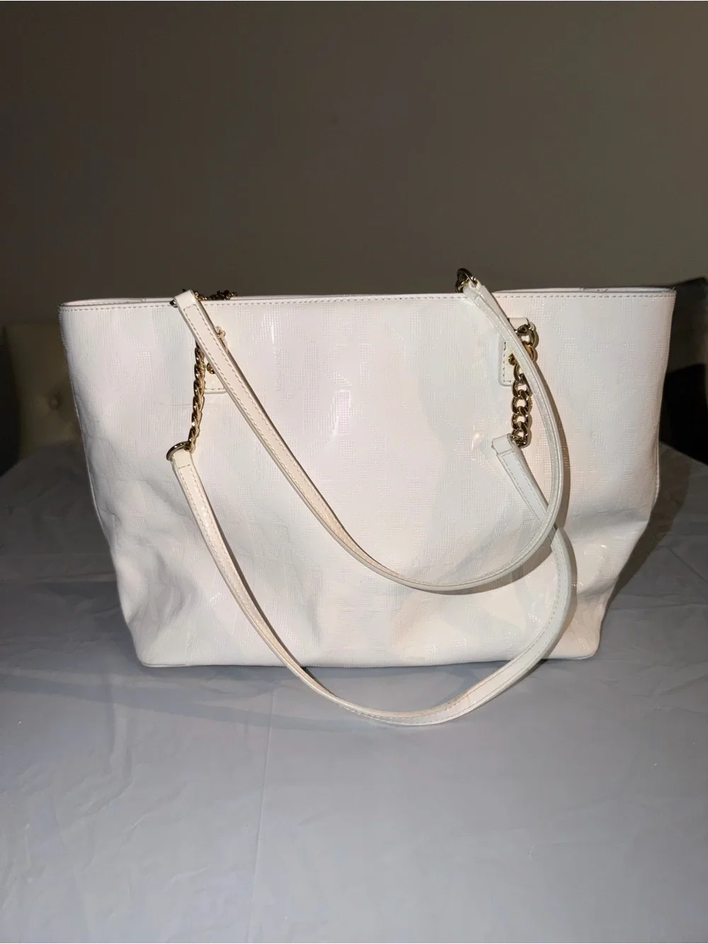Michael Kors White Tote with Gold Chain Accents - Picture 2 of 6